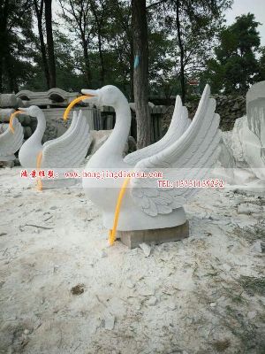 汉白玉石雕天鹅，动物石雕塑
